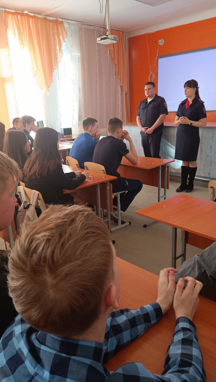 Беседа с представителями наркоконтроля.